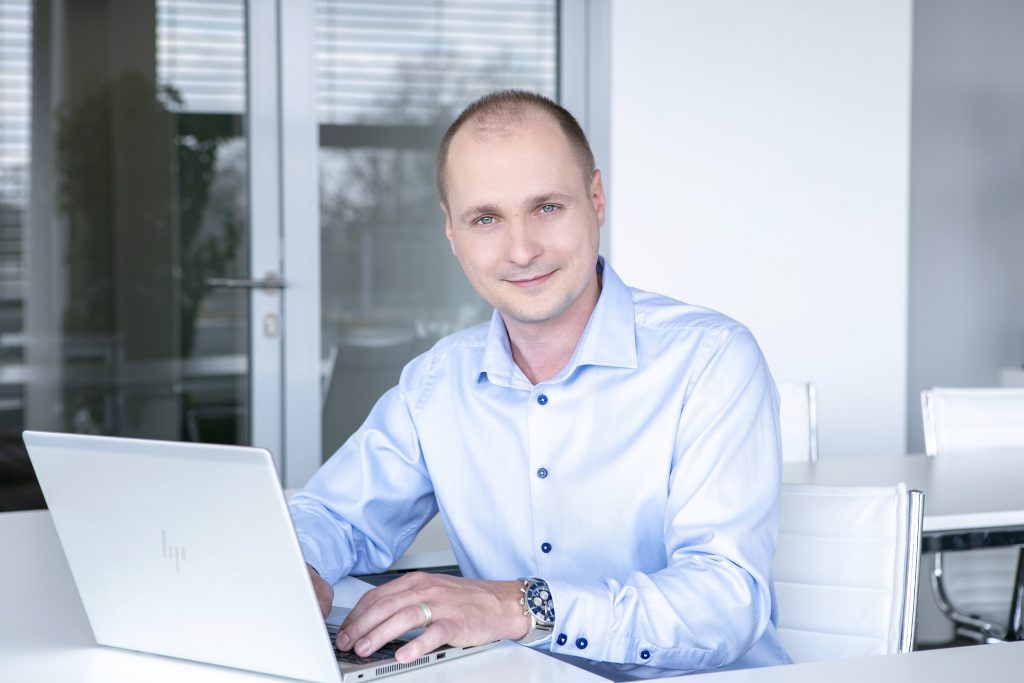 Webnode PDG Josef Hos Webnode PDG Josef Hos