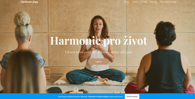 Příklad šablony webu jógového studia od Webnode před ruční úpravou